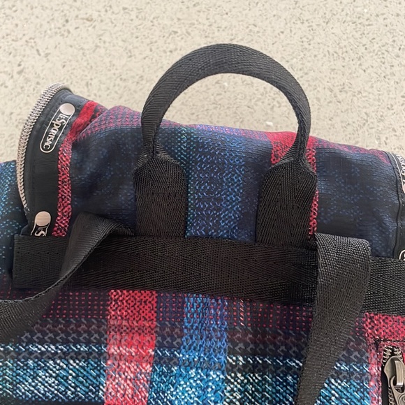 New! Backpack leSportsac - Picture 5 of 13